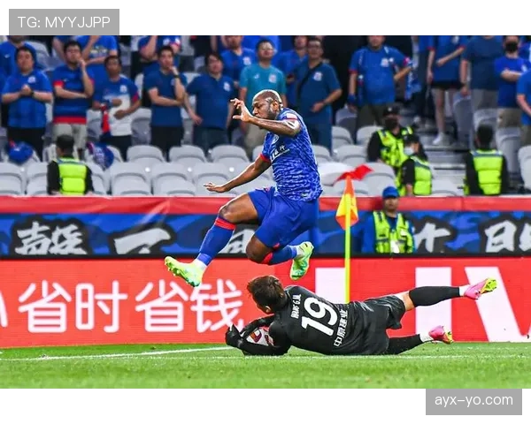 申花定位球王建功助球队逆转取胜，精湛技艺闪耀全场