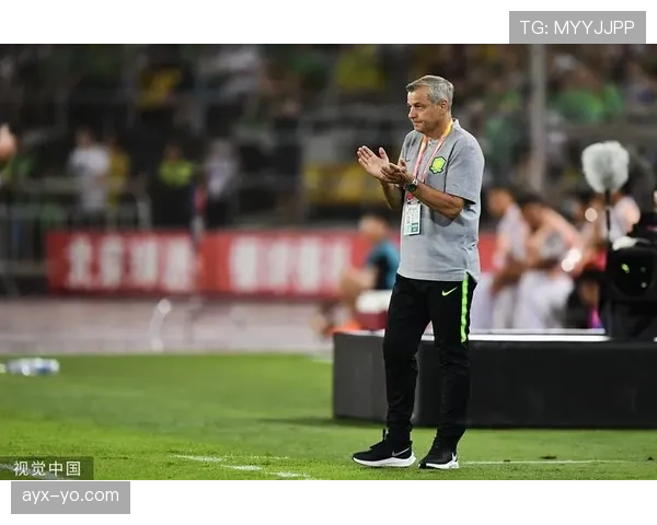 拉齐奥老龄化问题持续显现,赛季争冠表现面临考验 拉齐奥老龄化问题持续显现,赛季争冠表现面临考验